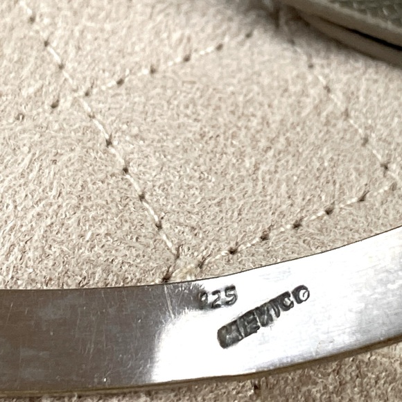 Mexico 925 Solid Sterling Silver Bangle - Picture 2 of 5